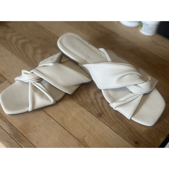 Banana Republic Twisted Knot (BONE) Flat Women's Sandals Size 8.5 - Picture 3 of 7